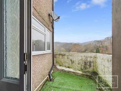 Penygraig Terrace, Ynysybwl, Pontypridd - Rear Courtyard