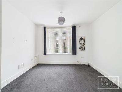 Penygraig Terrace, Ynysybwl, Pontypridd - Lounge