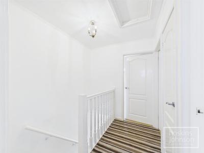 Lan Close, Graigwen, Pontypridd - First Floor Landing