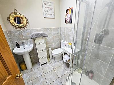 Llantwit Rd, Treforest - Shower Room