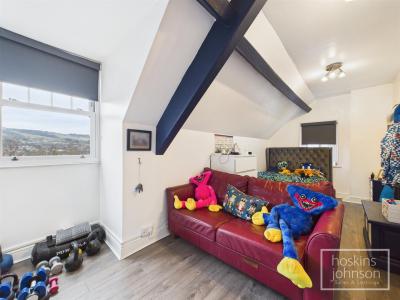 Llantwit Rd, Treforest - Bedroom 4