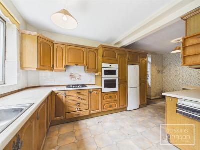 Warren Drive, Caerphilly - Extended Kitchen/Breakfast Room
