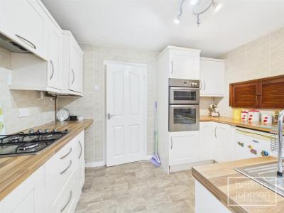 Coed Isaf Road, Maesycoed, Pontypridd - Kitchen
