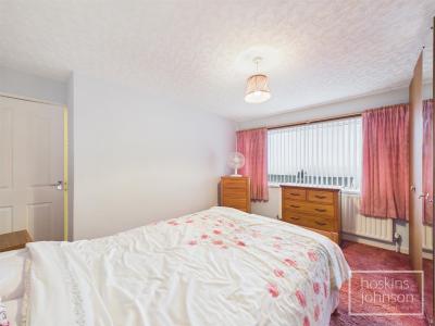Coed Isaf Road, Maesycoed, Pontypridd - Bedroom 1