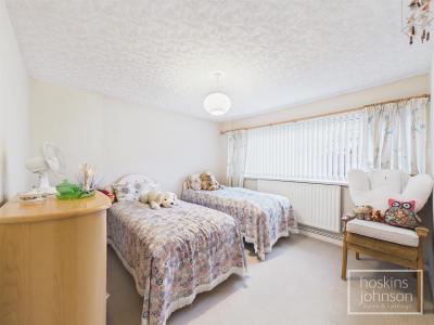 Coed Isaf Road, Maesycoed, Pontypridd - Bedroom 2