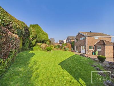 Milford Close, Tonteg, Pontypridd - Outside