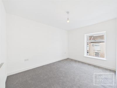 Thurston Road, Trallwn, Pontypridd - Bedroom 1