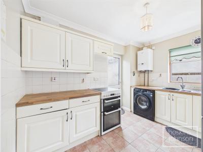 Llys Corrwg, Rhydyfelin, Pontypridd - Kitchen