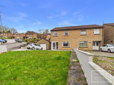 Llys Corrwg, Rhydyfelin, Pontypridd - Property