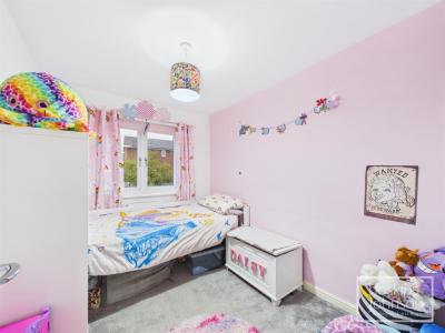 Highfields, Tonyrefail, Porth - Bedroom 3