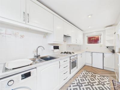 Greenfield Avenue, Pontypridd - Kitchen