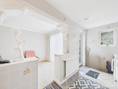 Greenfield Avenue, Pontypridd - Kitchen