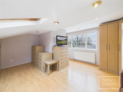 Greenfield Avenue, Pontypridd - Bedroom 2