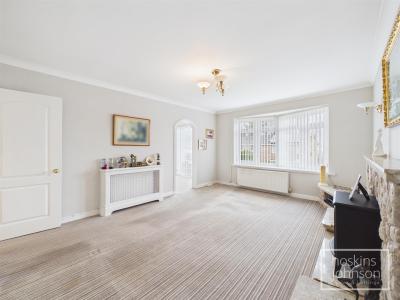 Greenfield Avenue, Pontypridd - Living Room