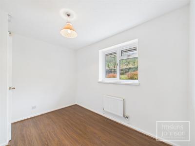 Brynderwen, Cilfynydd, Pontypridd - Bedroom 2