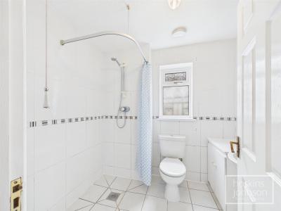 Brynderwen, Cilfynydd, Pontypridd - Shower/Wet Room