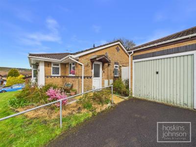 Brynderwen, Cilfynydd, Pontypridd - Outside