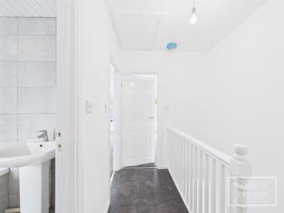 Telekebir Road, Pontypridd - CAM02644G0-PR0404-STILL013.jpg