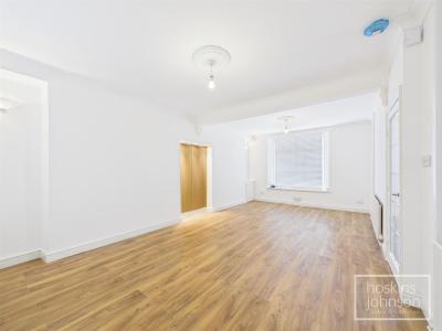 Telekebir Road, Pontypridd - CAM02644G0-PR0410-STILL002.jpg