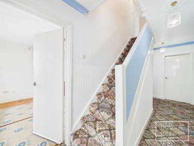 Whiterock Avenue, Graigwen, Pontypridd - Entrance Hall