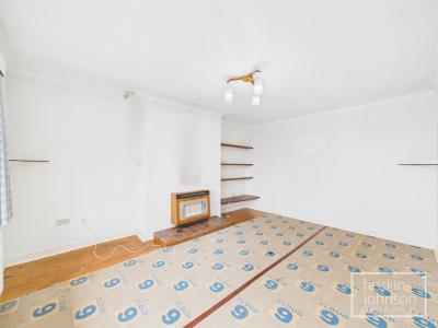 Whiterock Avenue, Graigwen, Pontypridd - Lounge