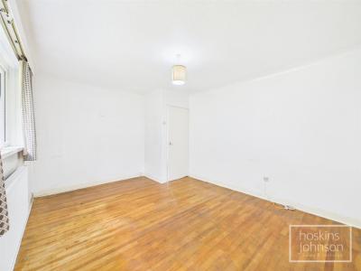 Whiterock Avenue, Graigwen, Pontypridd - Bedroom 1