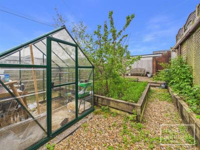 Hurford Street, Maesycoed, Pontypridd - Property