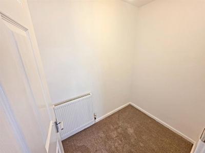 Derwendeg Avenue, Pontypridd - Home Office