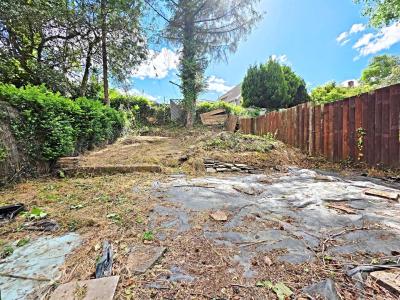 Derwendeg Avenue, Pontypridd - Outside