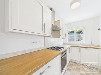 Cefn Lane, Glyncoch, Pontypridd - Kitchen