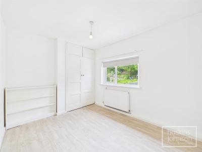 Cefn Lane, Glyncoch, Pontypridd - Bedroom 2