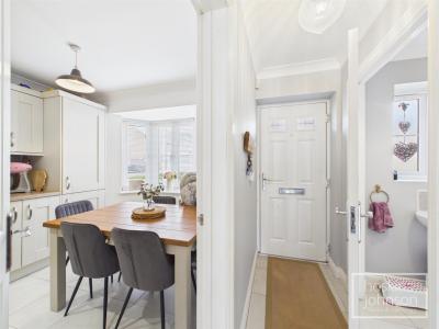 Nant Arian, Church Village, Pontypridd - Property
