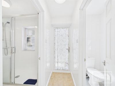 Wood Road, Pontypridd - Shower Room