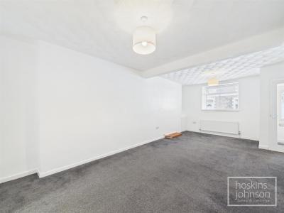 Wood Road, Pontypridd - Lounge/Diner
