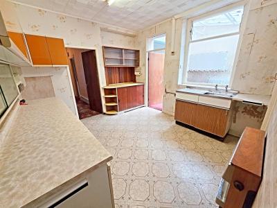 Lanwern Road, Maesycoed, Pontypridd - Kitchen