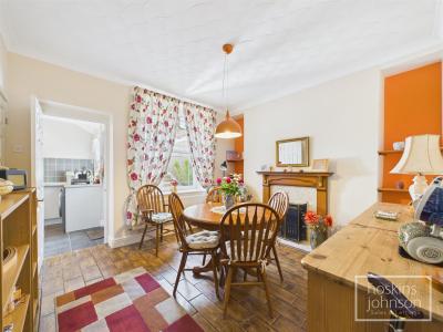 Pantygraigwen Road, Pontypridd - Dining Room