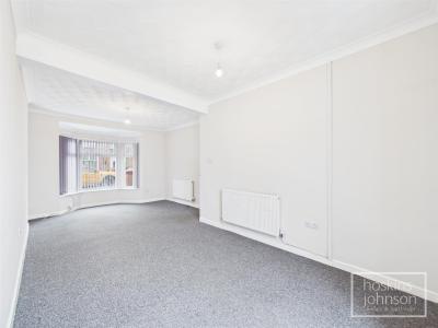 Rosser Street, Maesycoed, Pontypridd - Lounge/Diner