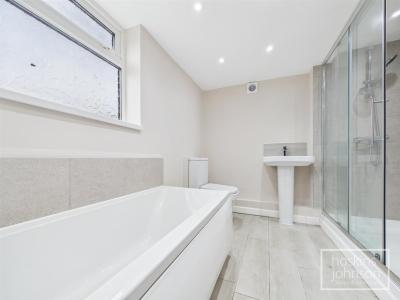 Rosser Street, Maesycoed, Pontypridd - Bathroom/WC