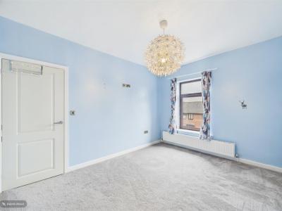 Thompson Villas, Ynysybwl, Pontypridd - Bedroom 2