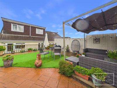 Silverhill Close, Cilfynydd, Pontypridd - Outside