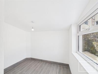 Graig Street, Graig, Pontypridd - Bedroom 3