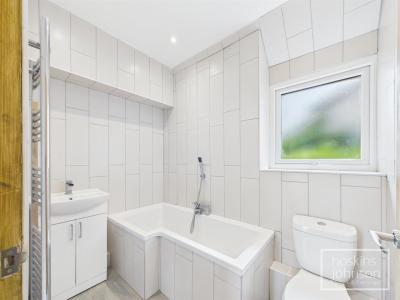 Graig Street, Graig, Pontypridd - Bathroom