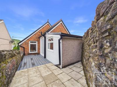 Graig Street, Graig, Pontypridd - Outside