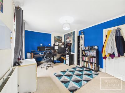 Church Street, Ynysybwl, Pontypridd - Bedroom 1