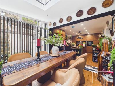 Pantygraigwen Road, Pontypridd - Dining Room