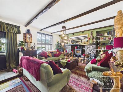 Pantygraigwen Road, Pontypridd - Lounge