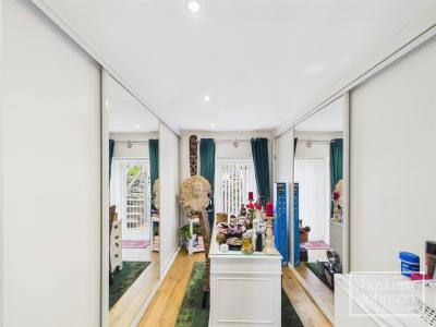 Pantygraigwen Road, Pontypridd - Bedroom 3/Dressing Room