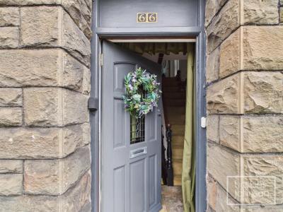 Pantygraigwen Road, Pontypridd - Entrance