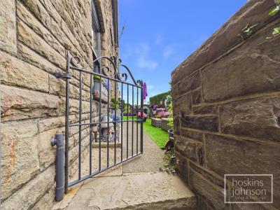 Pantygraigwen Road, Pontypridd - Property