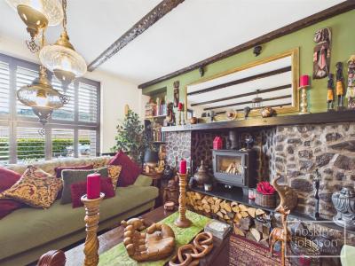 Pantygraigwen Road, Pontypridd - Lounge